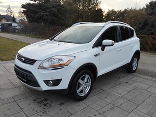 Ford Kuga 4 x 4 titanium Xenony Piękna