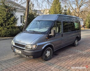 Ford Transit 9 osobowy