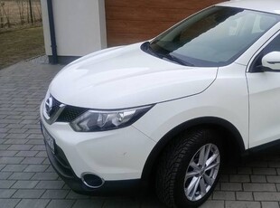 Nissan Qashqai salon polska bezwypadkowy.