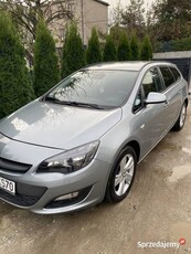 Opel Astra J 1.6 CDTI 136 KM