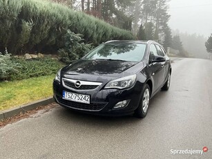 Opel Astra J Kombi 1.4 Turbo Innovation