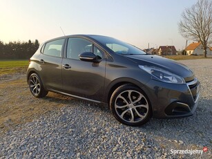 Peugeot 208 1.6Bluehdi 100km