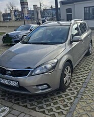 pilnie sprzedam Kia ceed kombi - opony zimowe Gratis!