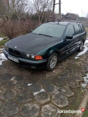 Sprzedam BMW E39 TOURING 2,0 Benzyna 150 km. Długie opłaty!!!!