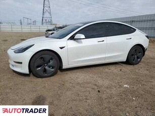 Tesla Model 3 benzyna 2021r. (ADELANTO)