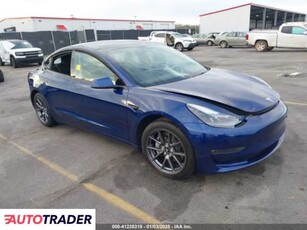 Tesla Model 3 benzyna 2022r. (LEXINGTON)