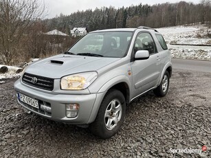 Toyota rav4 2,0 D4D 116 KM napęd 4x4 zdrowa bez rdzy