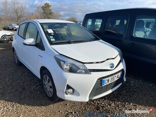 TOYOTA Yaris 1.5 100H CW397