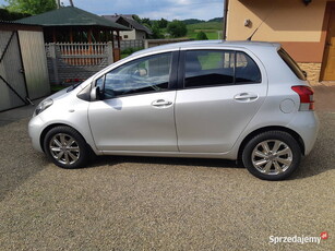 Toyota Yaris 2 Benzyna 1.3 - 99 KM