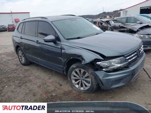 Volkswagen Tiguan 2.0 benzyna 2019r. (CLAYTON)