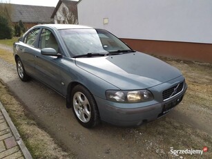 Volvo S60 2.4 benzyna 2003 rok