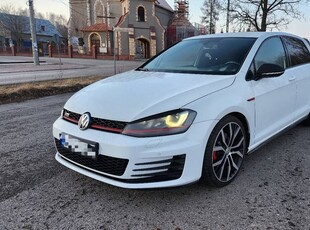 Vw Golf Vii GTI 2015 rok 2.0 Tsi 220/300 KM DSG