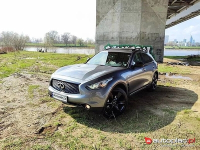 Infiniti QX70