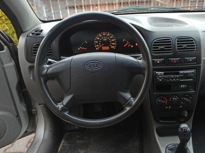 KIA RIO 2002 r. 1,3 Pb+LPG, 157 tyś. km, Hak, 1 właściciel