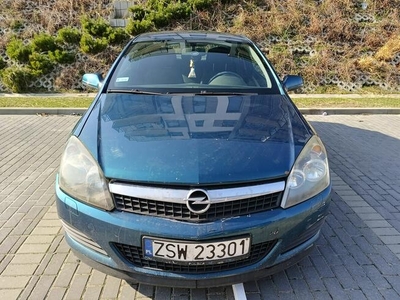 samochód Opel Astra H GTC 2007
