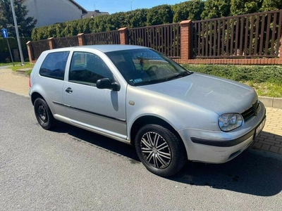 Volkswagen Golf 1.9TDI - 101KM - klimatyzacja