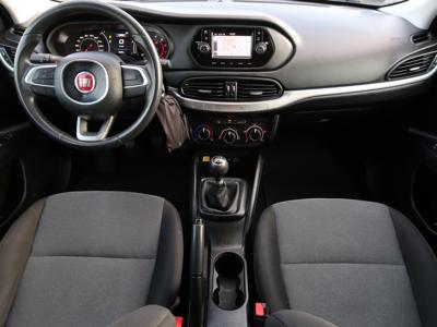 Fiat Tipo 2018 1.4 16V 42272km ABS klimatyzacja manualna