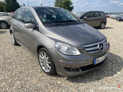 Mercedes Benz B170