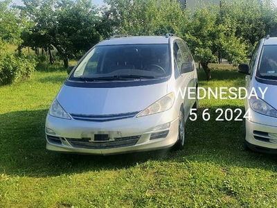 2 Toyoty Previa w cenie jednej