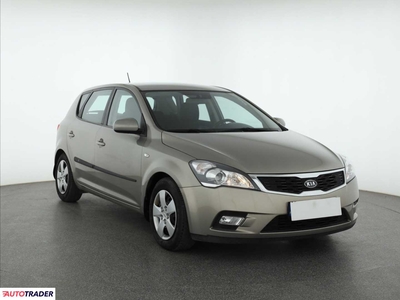 Kia Ceed 1.6 113 KM 2011r. (Piaseczno)