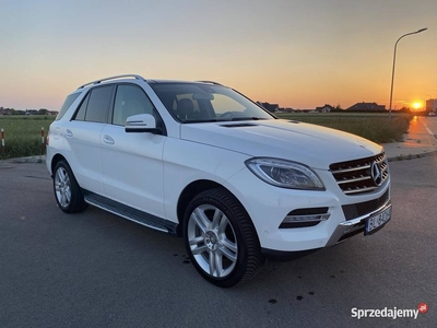 Mercedes ML 166 2015 4matic 350 v6 306km