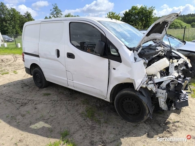 Nissan NV200 1,5 uszkodzony