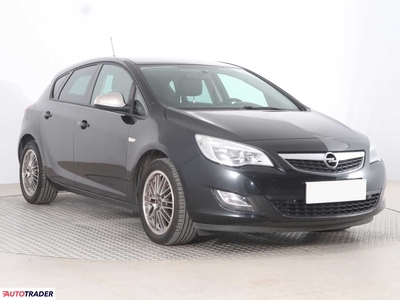 Opel Astra 1.4 118 KM 2012r. (Piaseczno)