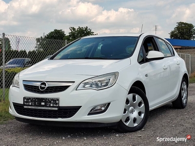 OPEL ASTRA 1.4 BENZYNA