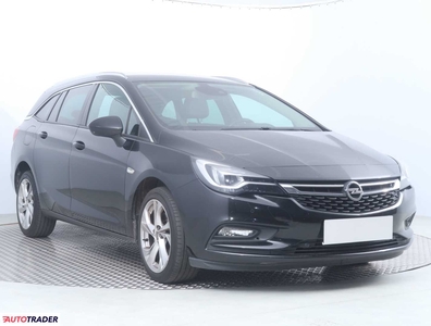 Opel Astra 1.6 134 KM 2017r. (Piaseczno)