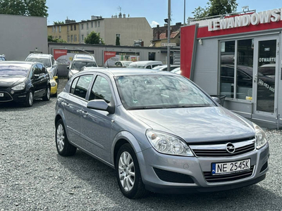 Opel Astra 1.6 Benzyna Zarejestrowany Ubezpieczony H (2004-2014)