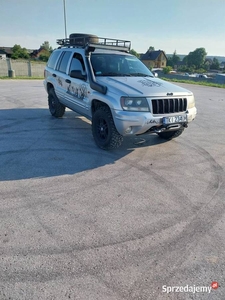 Sprzedam zamienię jeep grand cherokee 2.7 crd 2004r