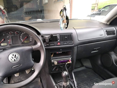 Volkswagen Golf 4