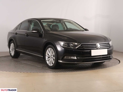 Volkswagen Passat 2.0 147 KM 2015r. (Piaseczno)