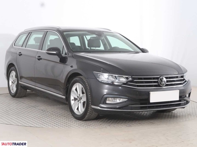 Volkswagen Passat 2.0 147 KM 2020r. (Piaseczno)