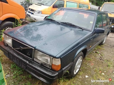 Volvo 744 2.3 benzyna 1989 klima unikat tył napęd import