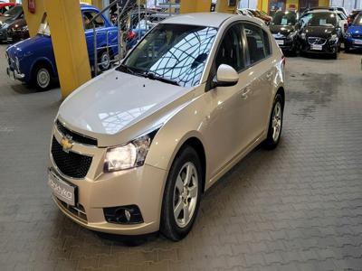 Chevrolet Cruze Hatchback 5d 1.6 16V DOHC 124KM 2012