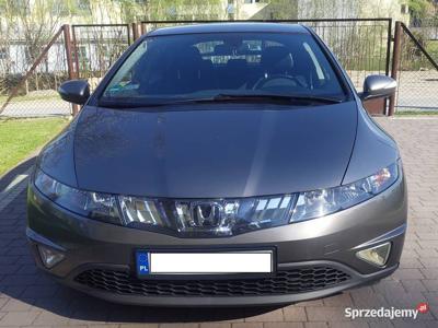 Honda Civic VIII 1.8 I-SHIFT