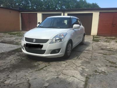 Suzuki Swift biały