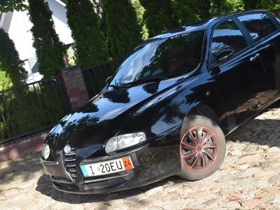 Alfa Romeo 147 Hatchback 2.0 i 16V T.Spark 150KM 2002