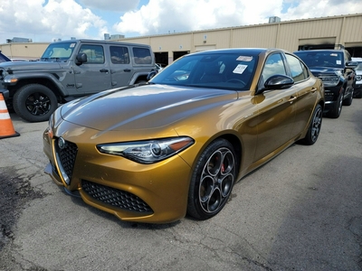 Alfa Romeo Giulia II Sedan Facelifting 2.0 Turbo 280KM 2023