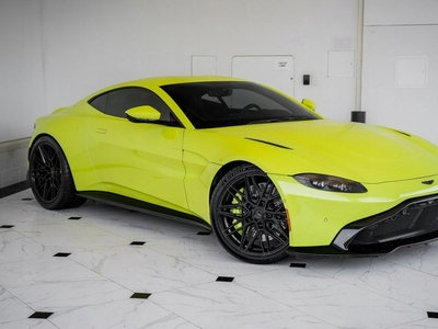 Aston Martin V12 Vantage 2020