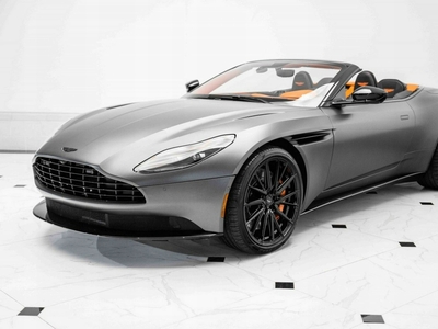 Aston Martin V12 Vantage 2023