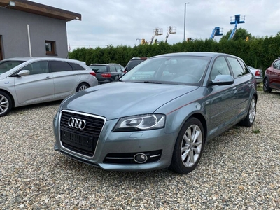 Audi A3 8P Hatchback 3d 1.8 TFSI 160KM 2011