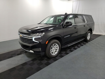 Chevrolet Suburban GMT900 2023