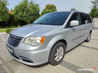 Chrysler Town and Country