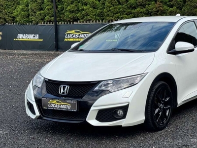 Honda Civic IX Hatchback 5d 1.8 i-VTEC 142KM 2015