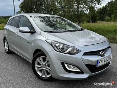 Hyundai i30/1.6 Benzyna/Full opcja/serwis z Niemiec!