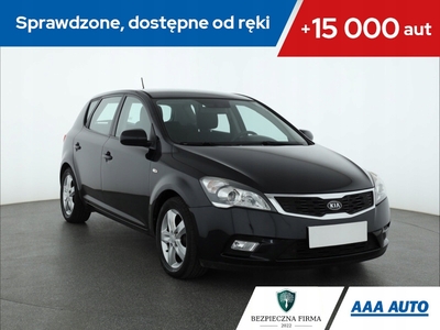 Kia Ceed I Hatchback 5d Facelifting 1.4 DOHC CVVT 90KM 2012