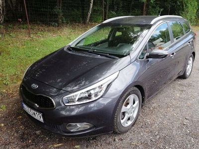 Kia Ceed II Kombi 1.6 CRDi 128KM 2013