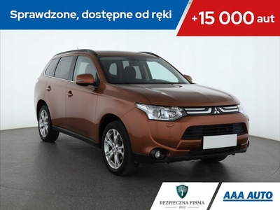 Mitsubishi Outlander III SUV 2.2 DOHC DI-D 150KM 2013